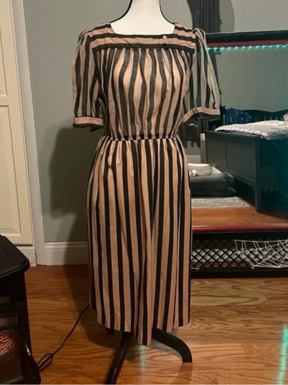 Saks Fifth Avenue | Dresses | Vintage Saks Fifth Avenue Dress | Poshmark Saks Fifth Avenue | Dresses | Vintage Saks Fifth Avenue Dress | Poshmark